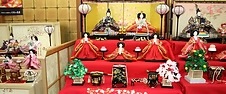 ひな人形